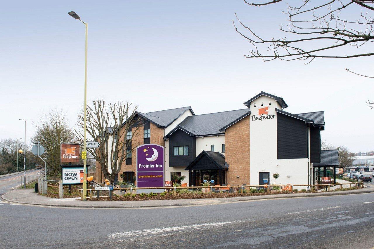 Premier Inn وار المظهر الخارجي الصورة