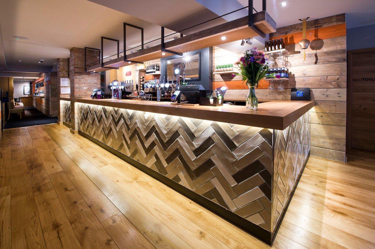 Premier Inn وار المظهر الخارجي الصورة